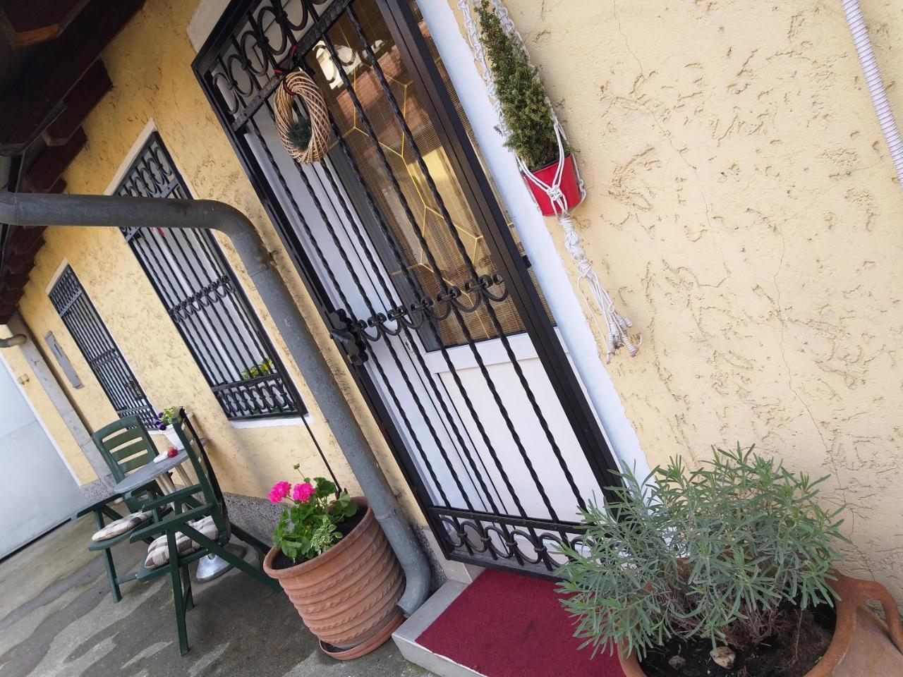 Green Point Apartments Dusanovac Экстерьер фото